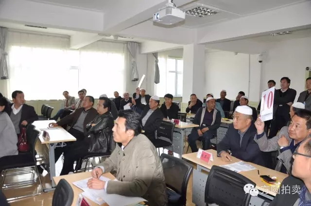 临夏市前河沿小学商铺拍卖会圆满举行